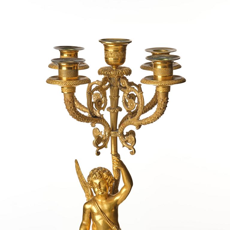 Kandelabrar, ett par, för fem ljus, Frankrike 1800-talets första del, Empire.