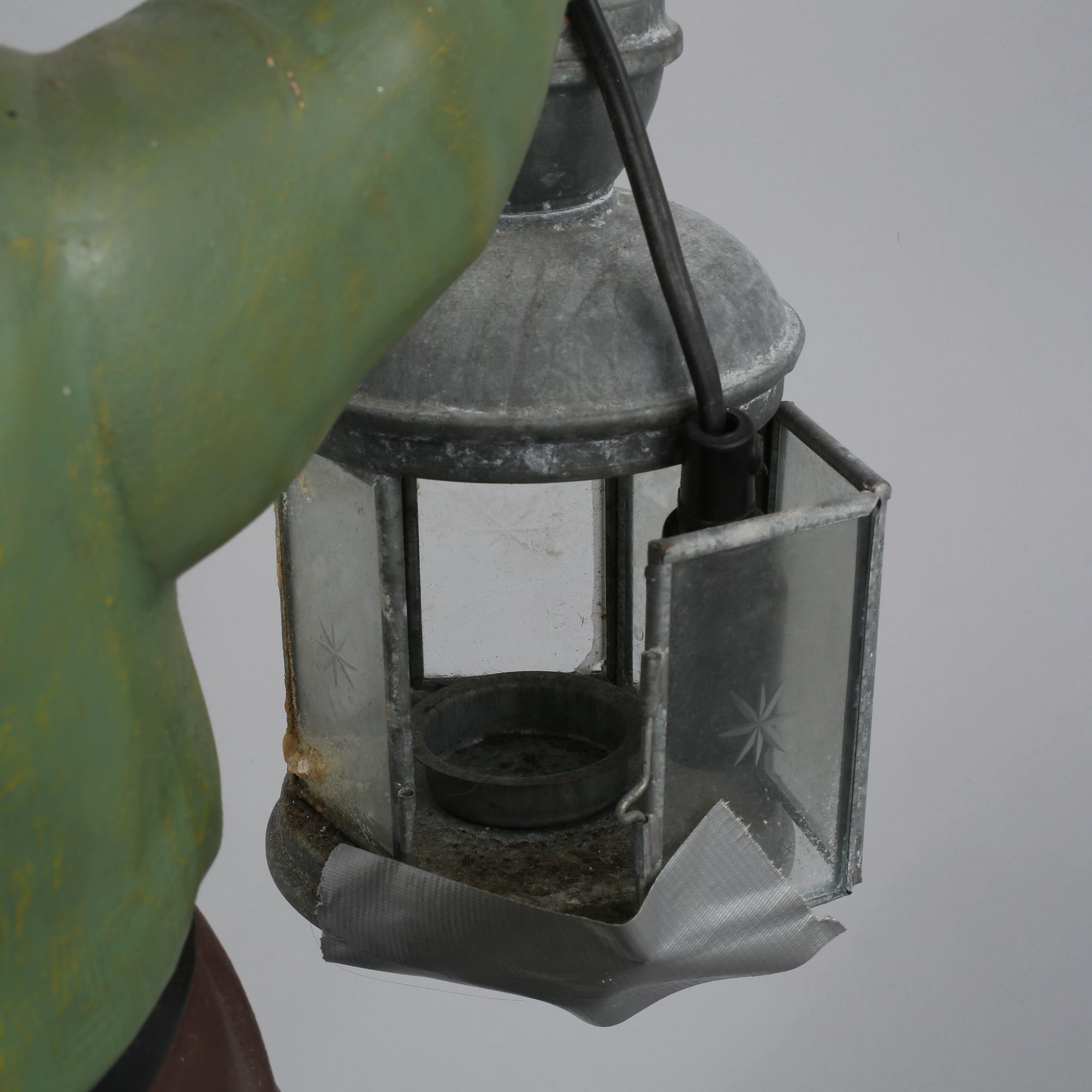 TOMTE med LYKTA, lergods, Heissner, Västtyskland, 1900-talets andra hälft.