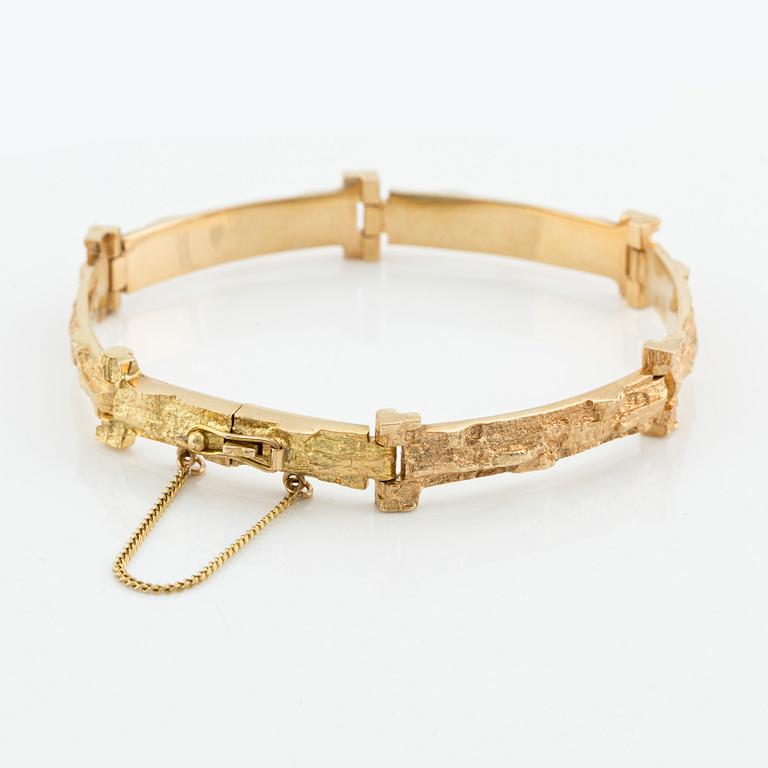 Björn Weckström, a bracelet, 18K gold, "Tundra", Lapponia, Finland.