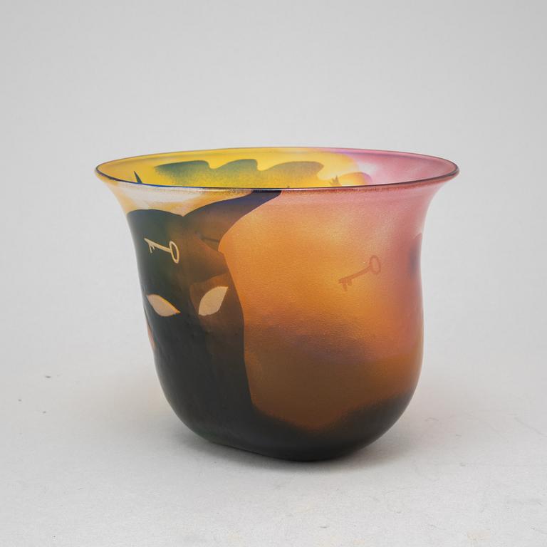 Bertil Vallien, a unique blasted glass bowl, Kosta Boda, Sweden.