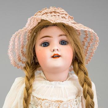 a Heinrich Hantwerck pocellain doll from around 1900.