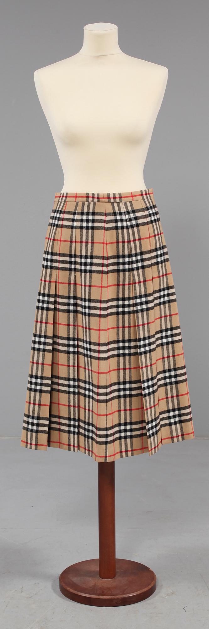 KJOL, Burberry, London, 1900-talets andra hälft.