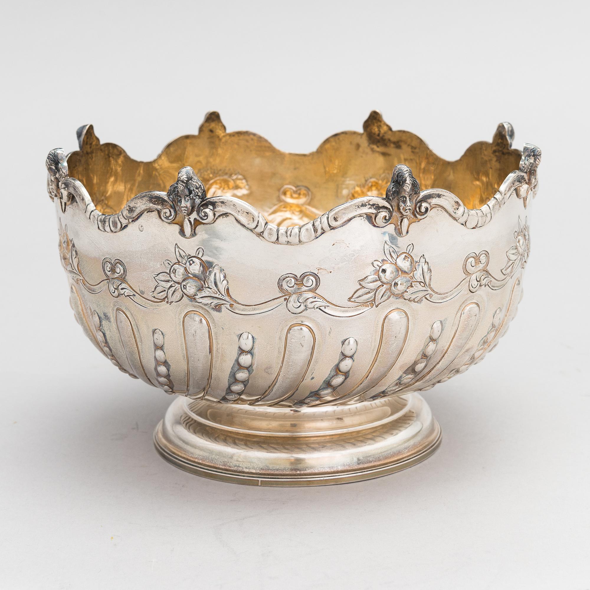 Malja, hopeaa, Elkington & Co, Birmingham 1909. Leimattu A. Tillander.