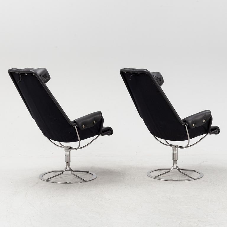 Bruno Mathsson, a apir of 'Jetson' lounge chairs, Dux, Sweden.