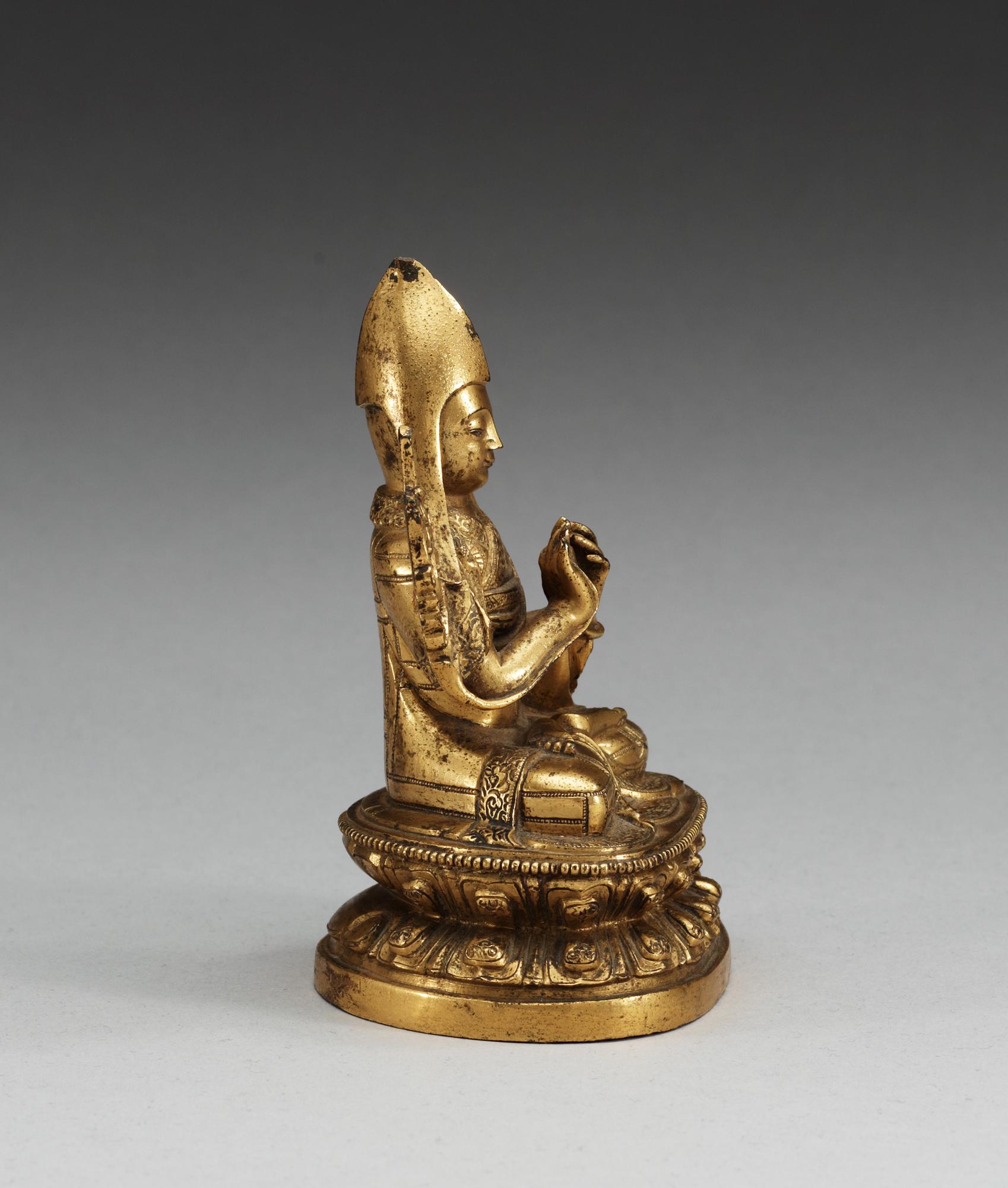 FIGURIN, förgylld brons. Mongoliet, troligen 1700-tal.