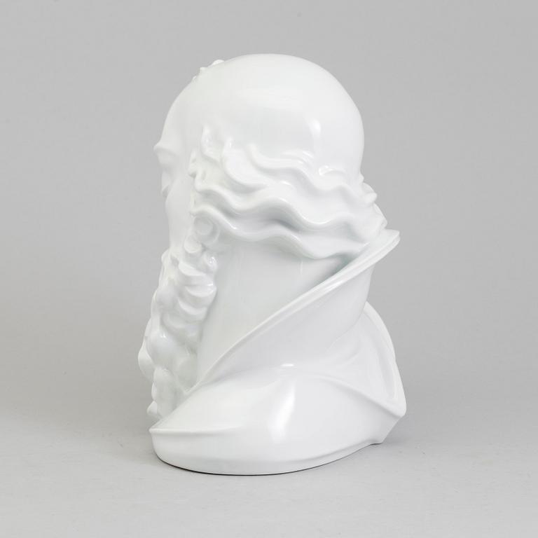 A porcelain bust of Christ from Staats Fachschule, Karlsbad, Czechoslovakia.