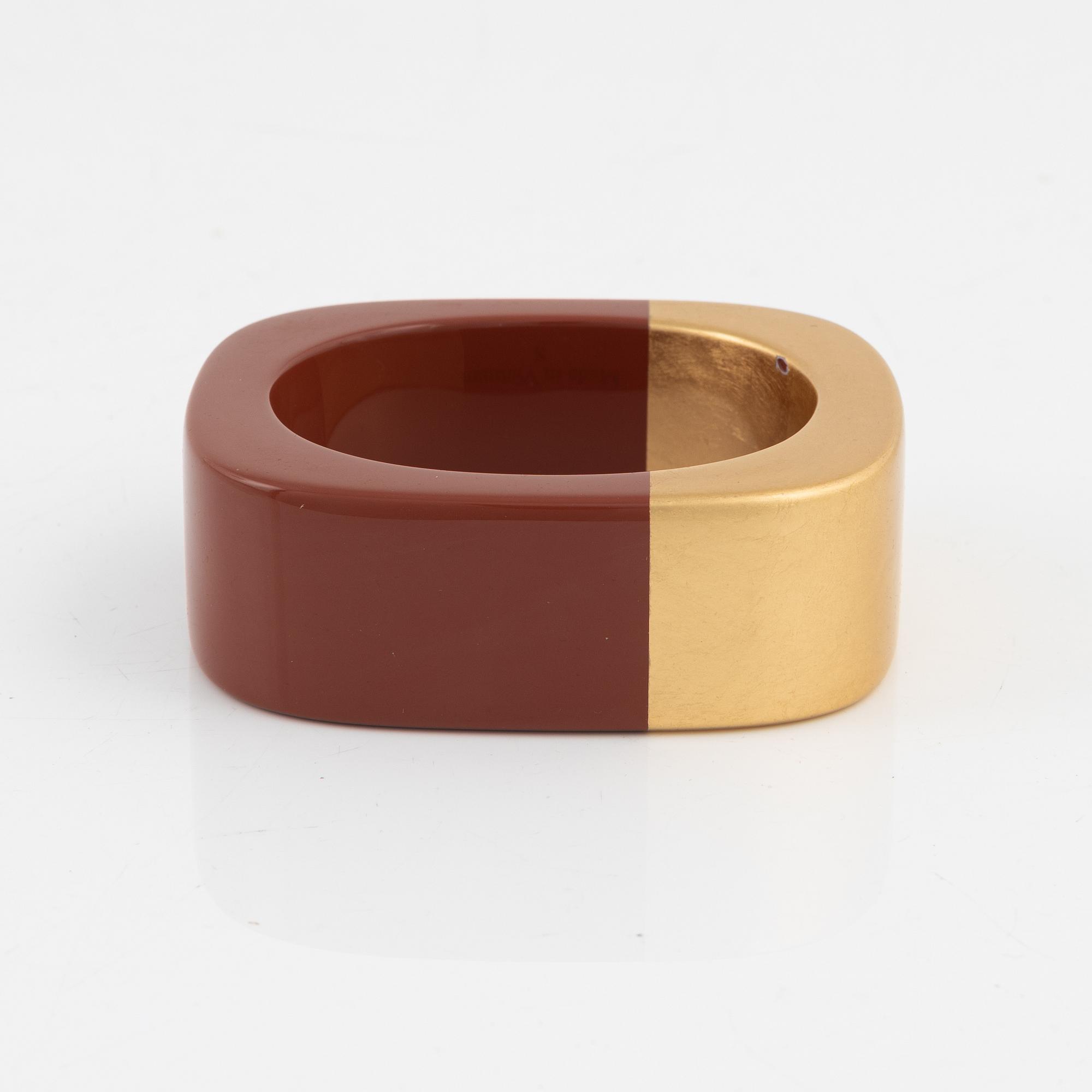 Hermès, a bangle.
