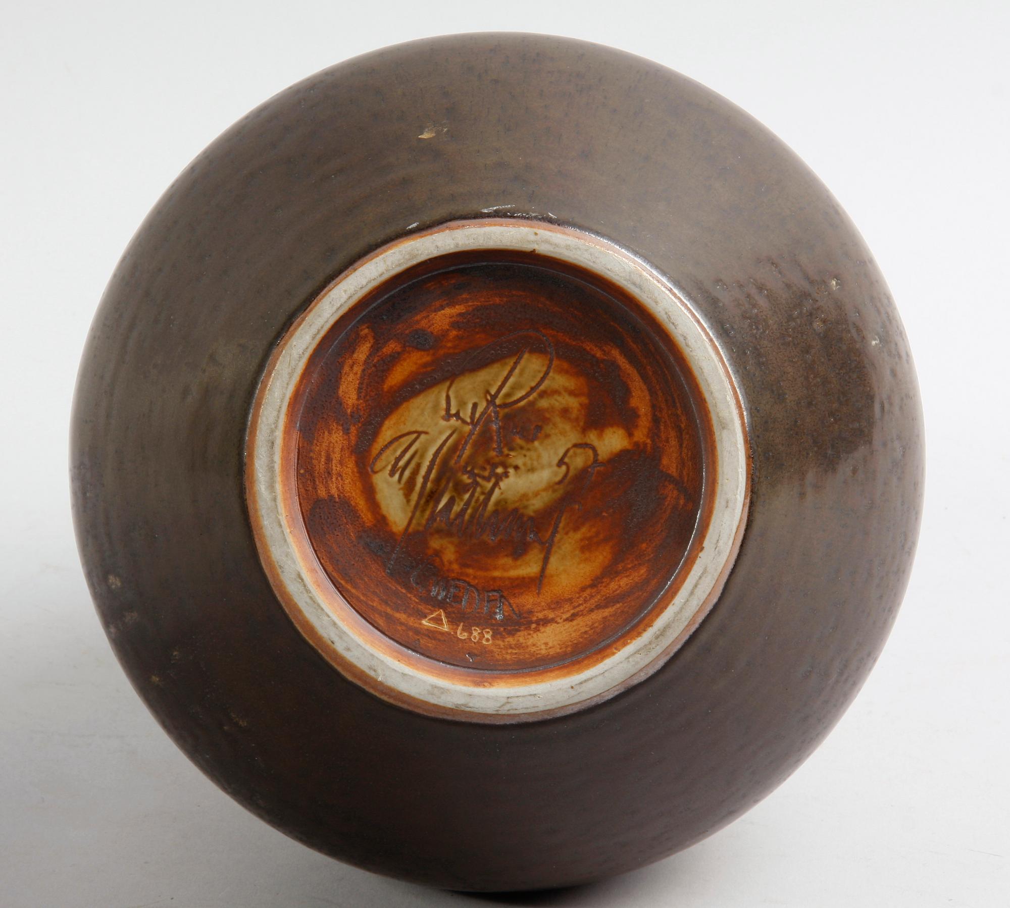 VAS, stengods, Carl Harry Stålhane, Rörstrand, sign o dat -57.