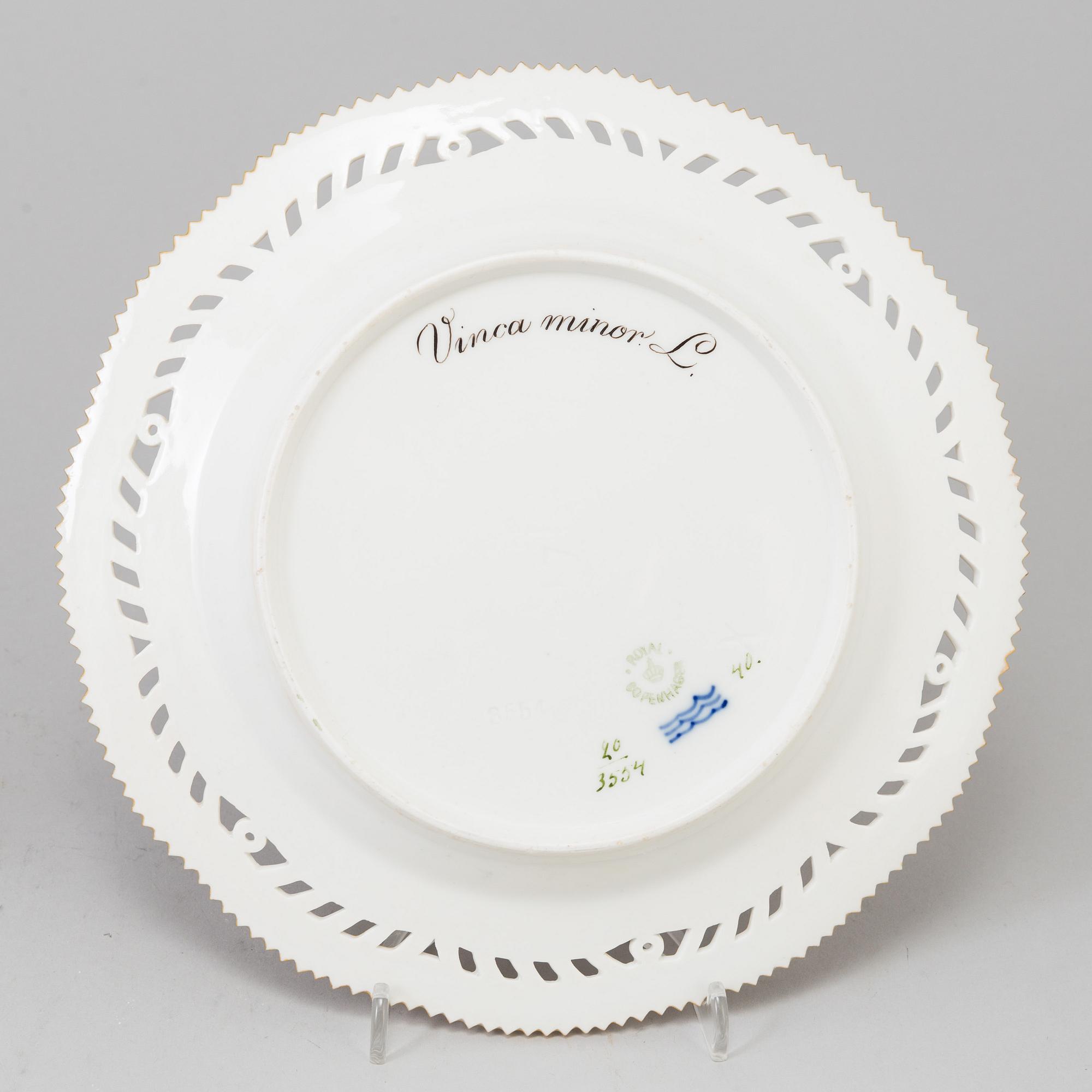 TALLRIKAR, 8 st, "Flora Danica", Royal Copenhagen, 1900-tal.