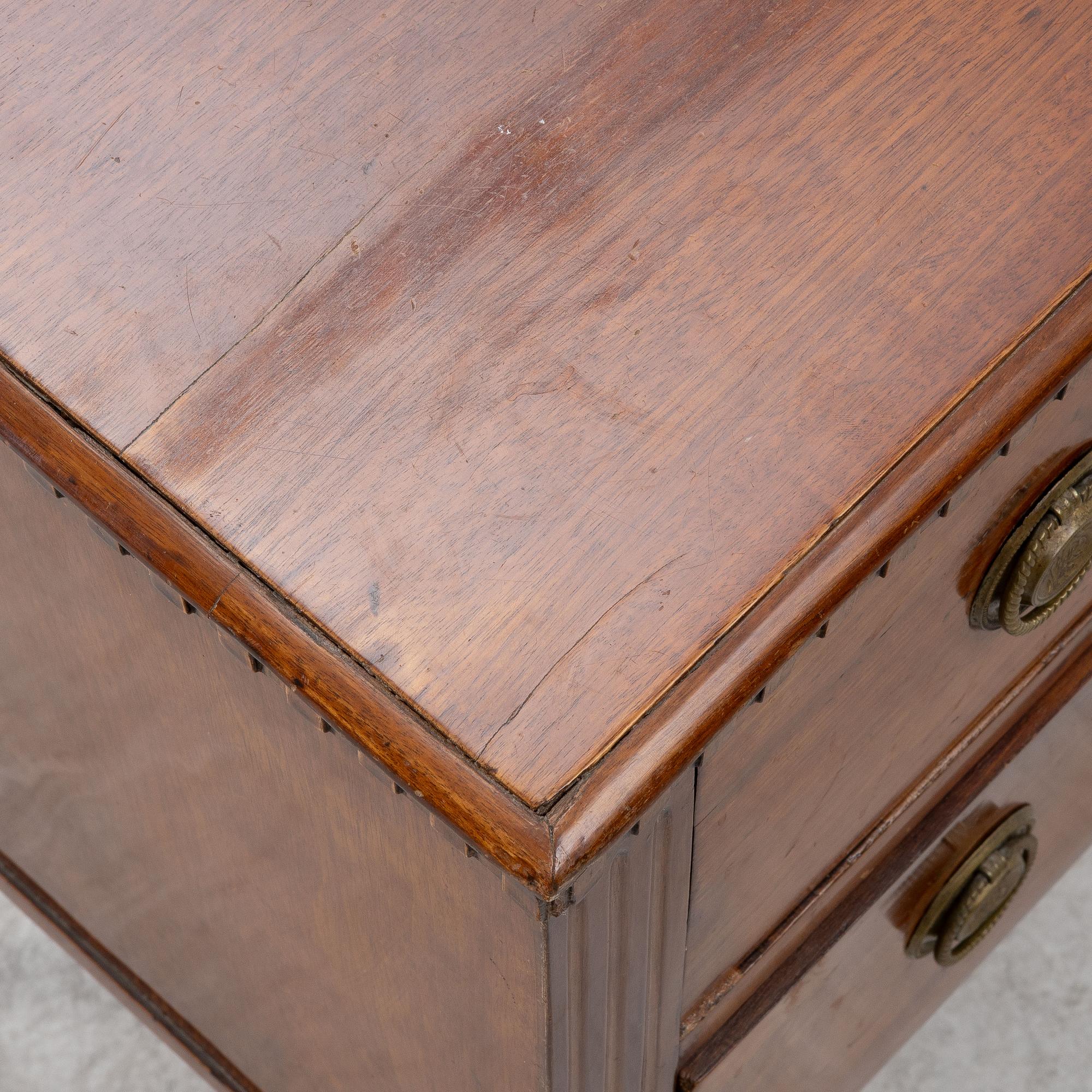 Byrå, 1800-talets början, Sengustaviansk.