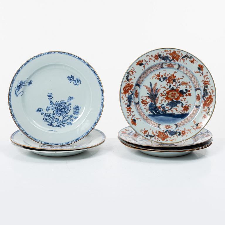 Seven export porcelain plates, China, Qing dynasty, 18th century.