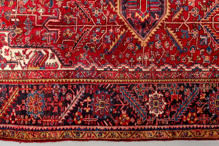A semiantique Heris carpet 404x290 cm.