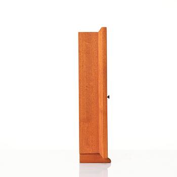 Josef Frank, a mahogany table showcase cabinet, model '2069', Svenskt Tenn, before 1985.