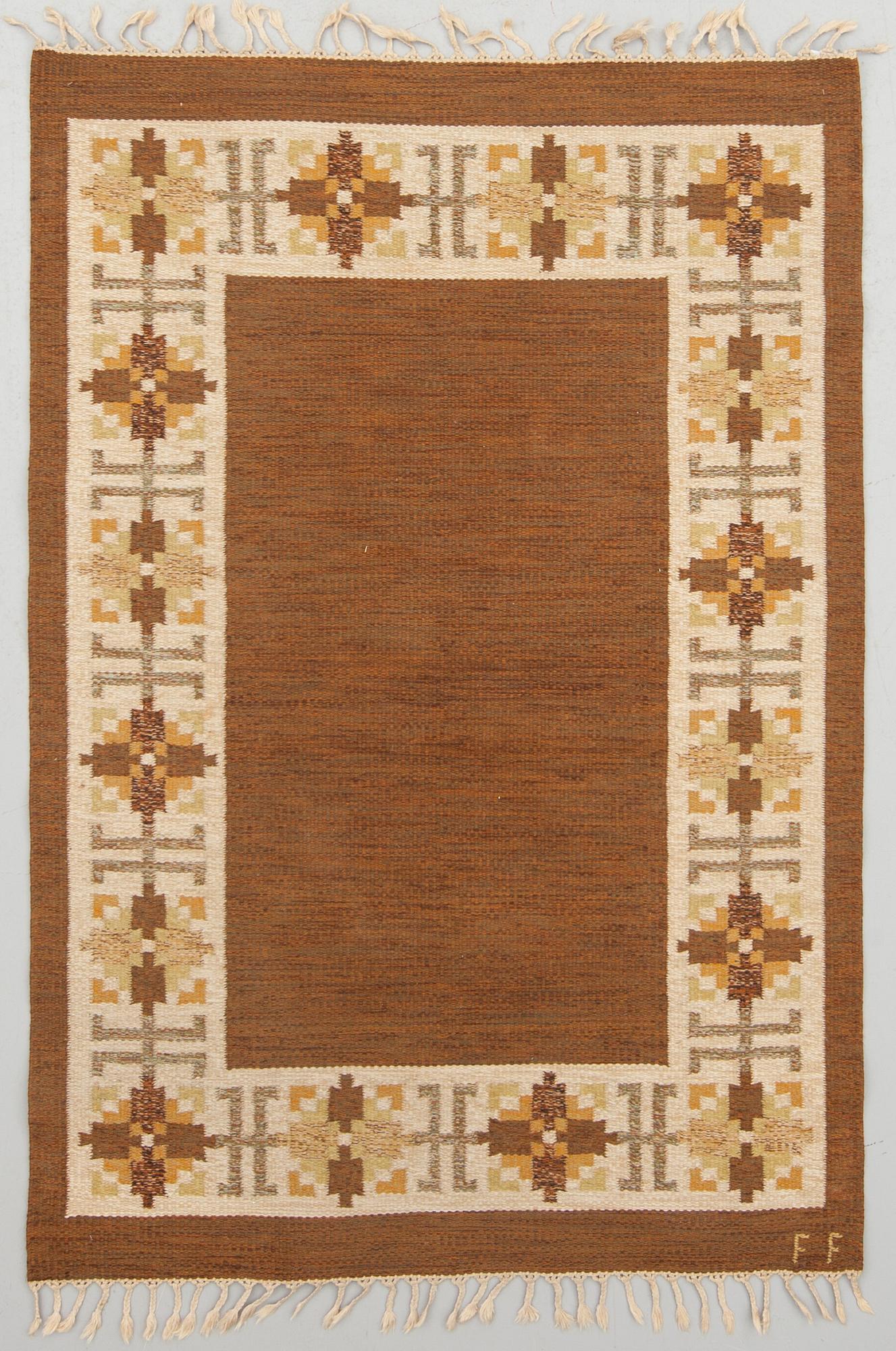 MATTA, rölakan, signerad FF (Fredrik Fidler), Klostergården. Ca 203 x 138 cm.