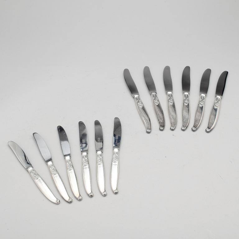 BESTICKSERVIS, 72 delar. Silver. Norge 830/1000. Totalt ca 2520 g.