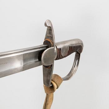 Sabel, svensk, m/1831 för artillerimanskap, med balja.