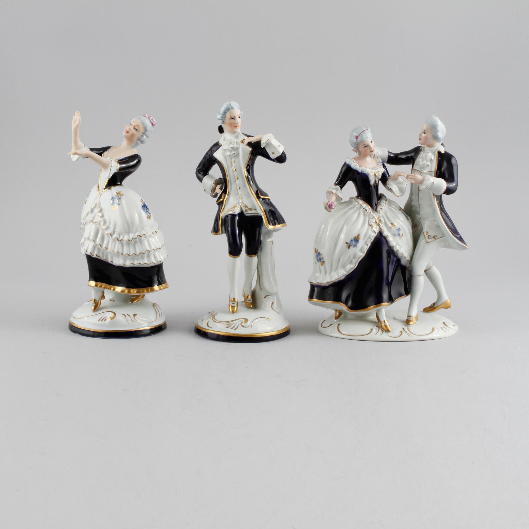 FIGURINER, 3 st, porslin Royal Dux, Tjeckoslovakien, 1900-talets andra hälft.