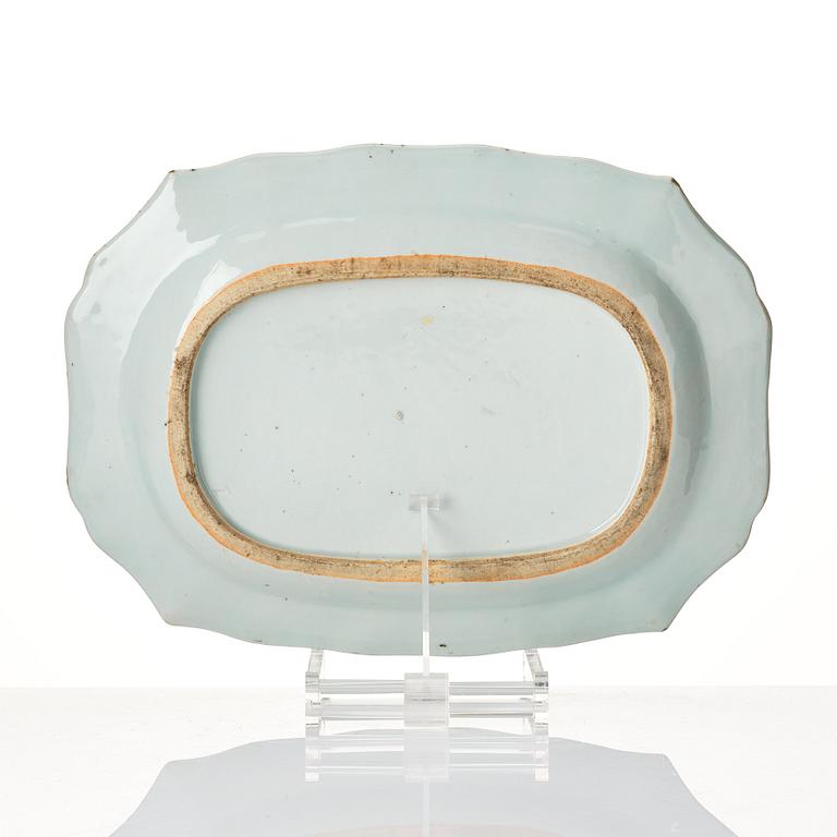 A set of two blue and white serving dishes and eigth dessert dishes, Qing dynasty, Qianlong (1736-95).