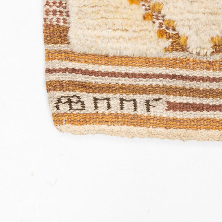 Marianne Richter, a carpet, "Gångarna", knotted pile in relief, ca 181 x 100 cm, signed AB MMF MR.