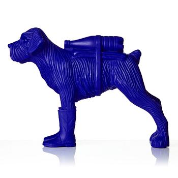 William Sweetlove, "Cloned Schnauzer with water bottle". (Blue).