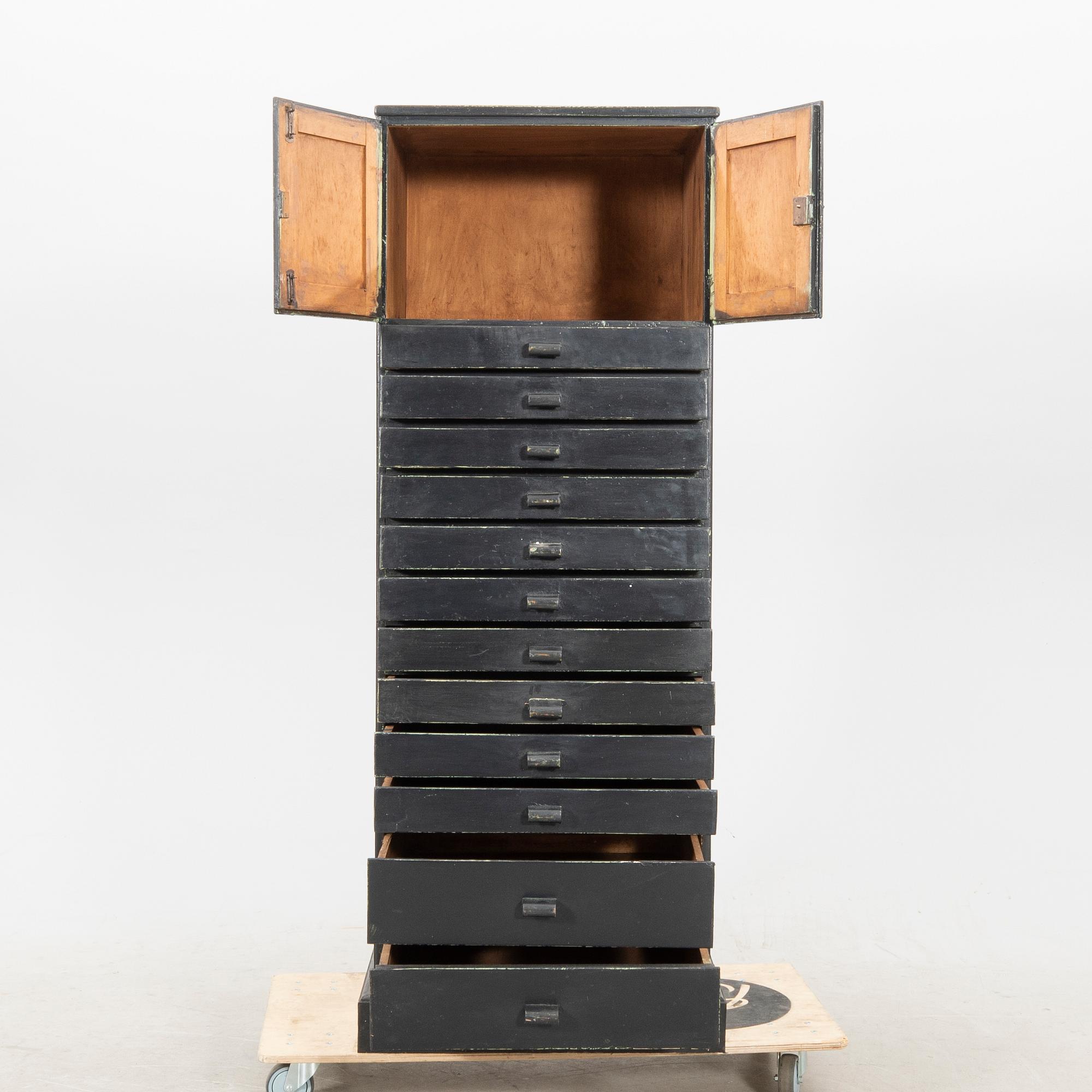 Archive cabinet, first half of the 20th century.