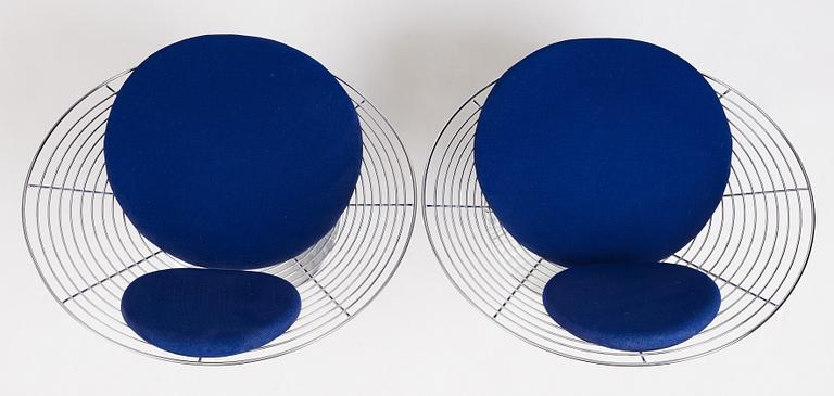 Verner Panton, a pair of "Wire Cone Chairs", Fritz Hansen, Danmark 1989.