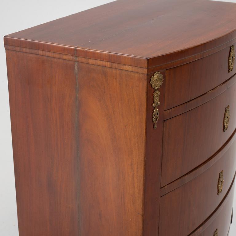 Chest of drawers, 19th century.
