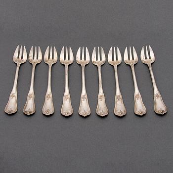 A set of nine Belgian silver oyster forks, mark of Bourdon Gent.