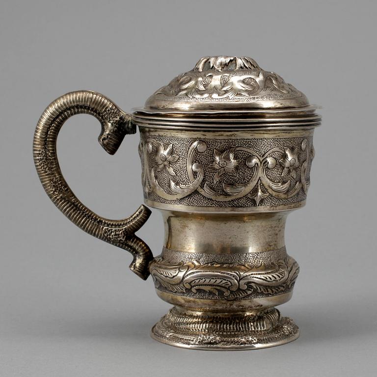 BÄGARE, silver, Ryssland, 1800-tal. Vikt 252 gram.