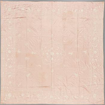 712. An embroidered silk bed spread, Qing dynasty, circa 1900.