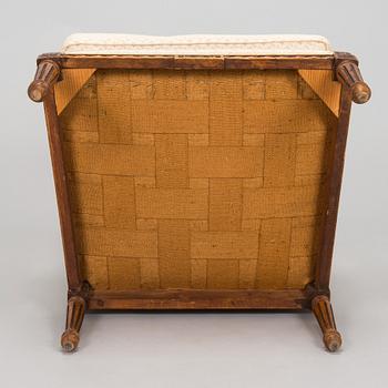 Nojatuoli, Bergère, Louis XVI -tyyli, 1900-luvun alkupuoli.