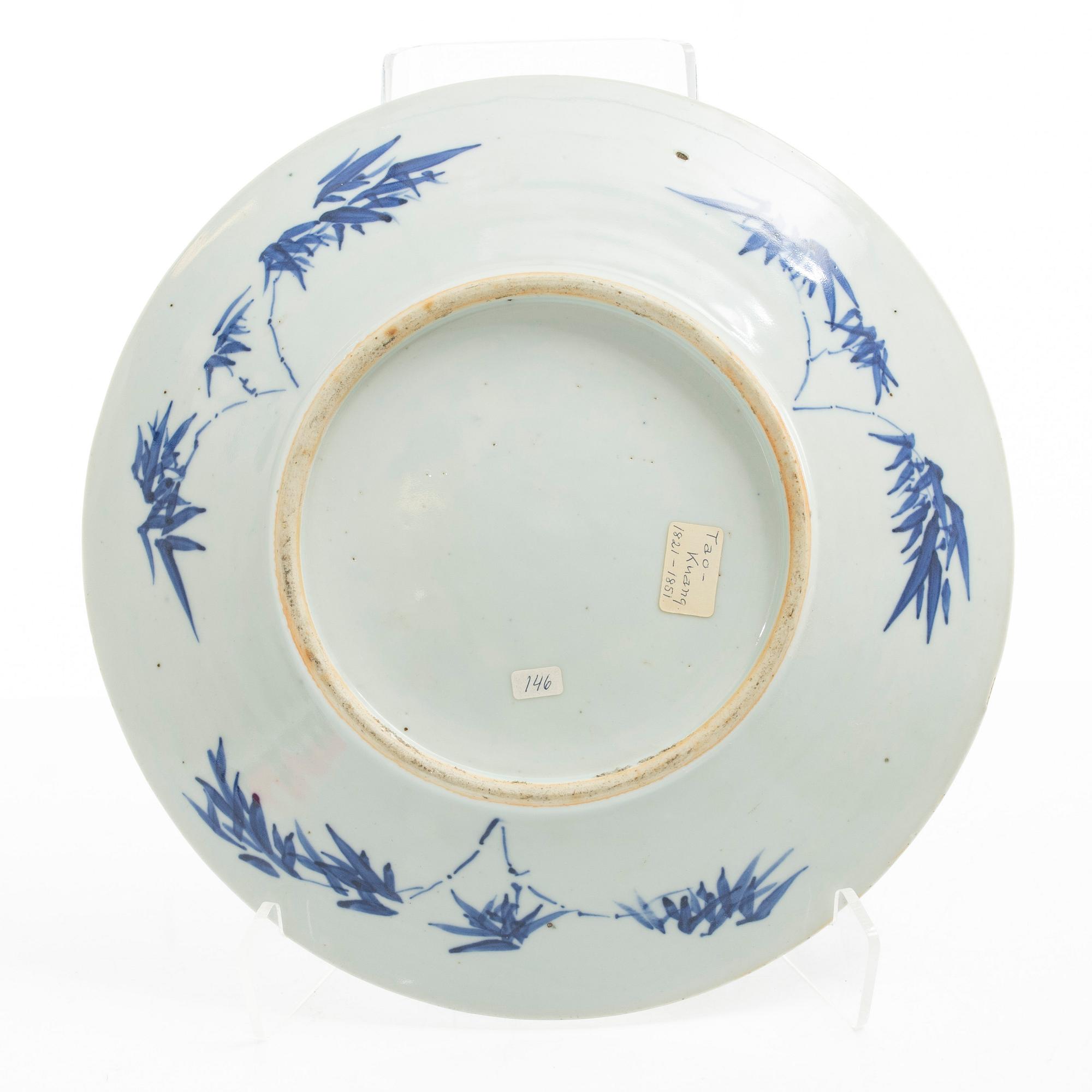 Fat, två stycken, porslin, Kina, tidigt 1900-tal.