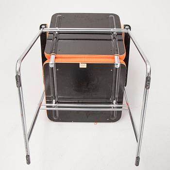 Yrjö Kukkapuro, karmstolar, 6 st, "Skaala 474", Avarte, sent 1900-tal.