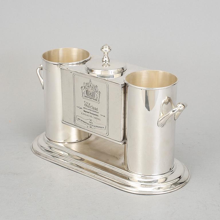 VINKYLARE, vitmetall, 2000-tal.