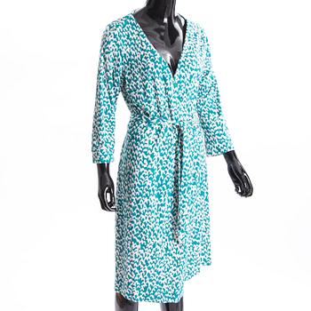 KLÄNNINGAR, 2 st, Diane von Furstenberg, storlek 44.