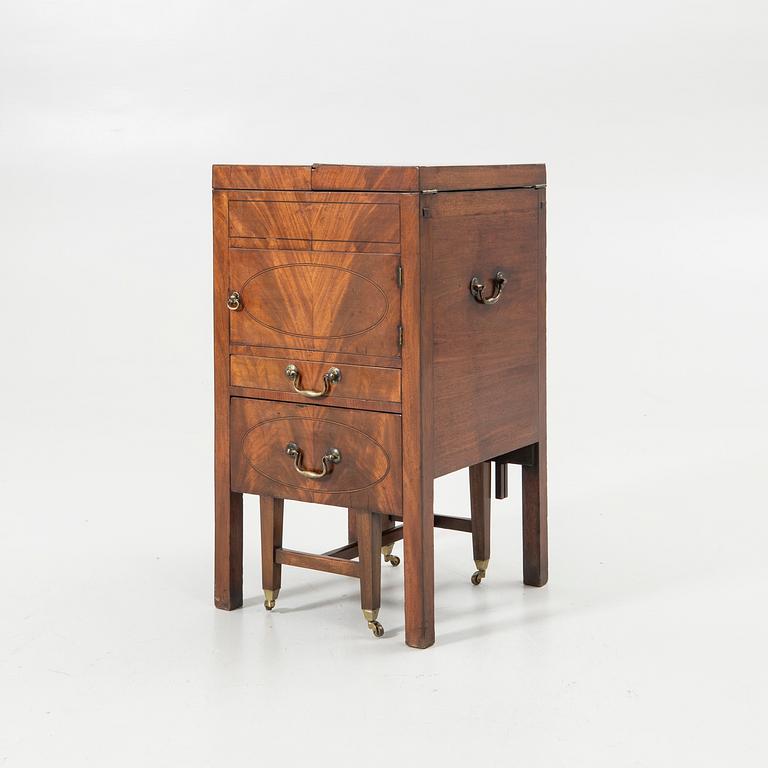 Dressing table, English style, Georg Kofoed Möbelfabrik, Denmark.