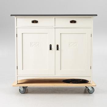 Skänk, tidigt 1900-tal.