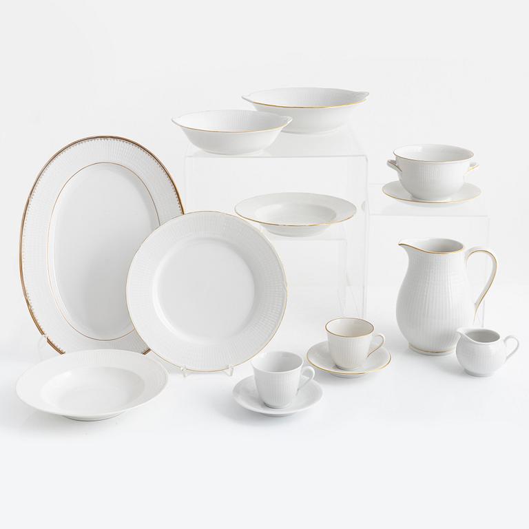 Louise Adelborg, a 34-piece 'Swedish Grace/Gracil' porcelain service, Rörstrand.