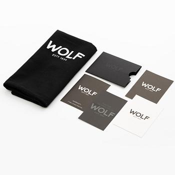 Wolf, Cub Single Winder, 14 x 15.4 x 14.8 cm.