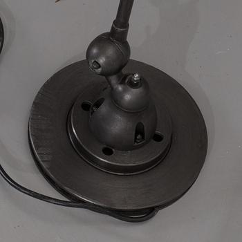 INDUSTRILAMPA, Jielde, Frankrike, 1900-talets andra hälft.