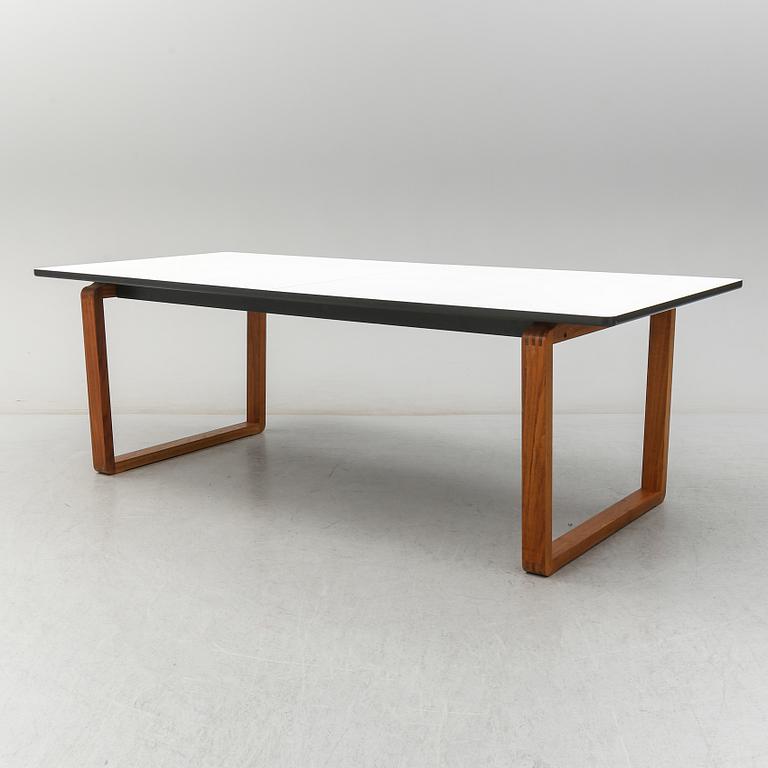 GLISMAND & RÜDIGER, matbord, "DT 20" från Bolia.