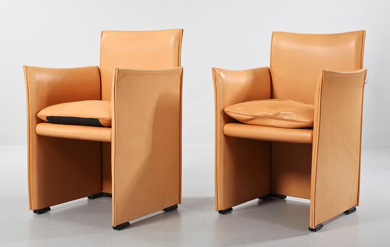 KARMSTOLAR, ett par, "Break", Mario Bellini, Cassina, modellen formgiven 1976.