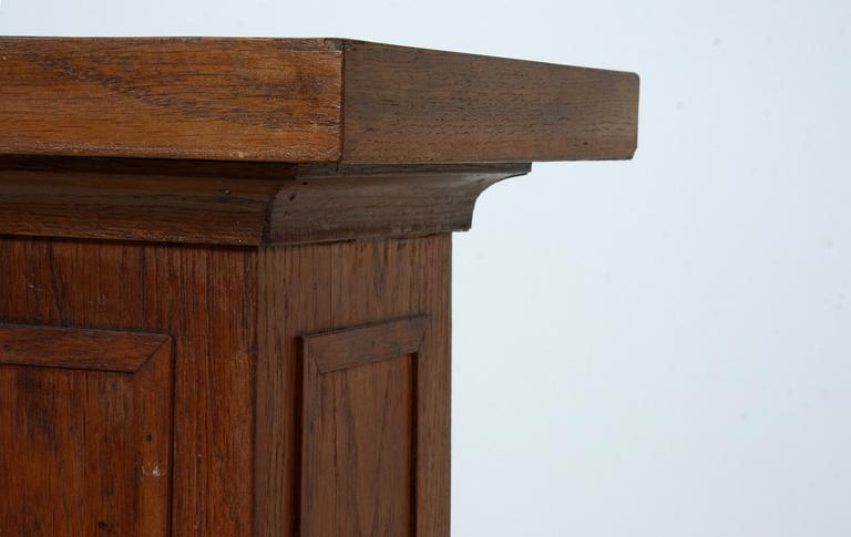 PIEDESTAL, 1900-tal.