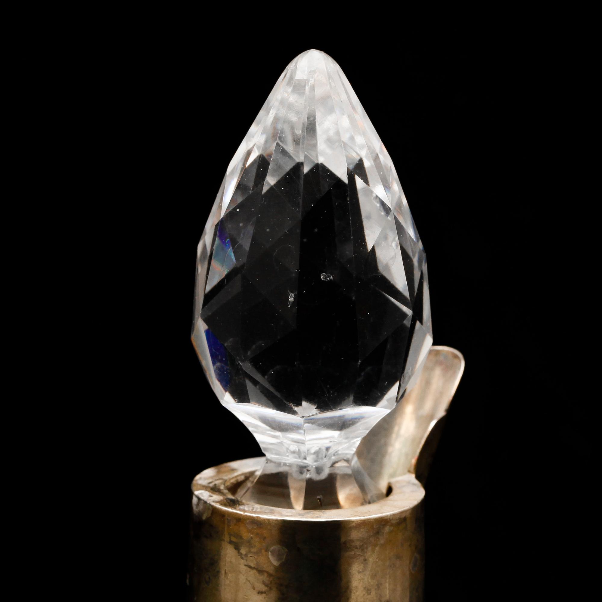 KARAFFER, ett par, glas med silvermonteringar, otydliga mästarstämplar, Birmingham, 1890.
