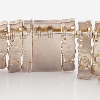 A Juhls silver necklace.