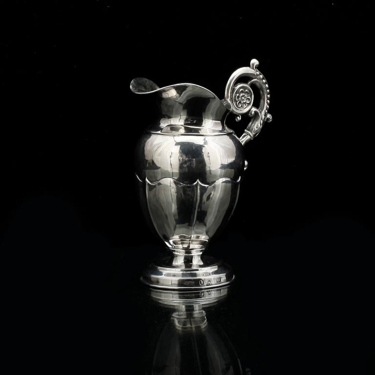 GRÄDDKANNA, silver, empire, Carl Fredrik Hultbom, Stockholm, 1841. Vikt ca 50g.