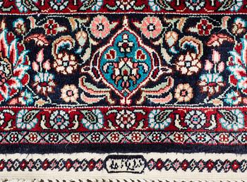 MATTA, orientalisk, signerad, silke, 1900-talets slut, ca 150 x 92 cm.