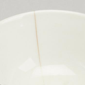 A SET OF 3 CHINESE PORCELAIN FROM THE 18/19TH CENTURY.