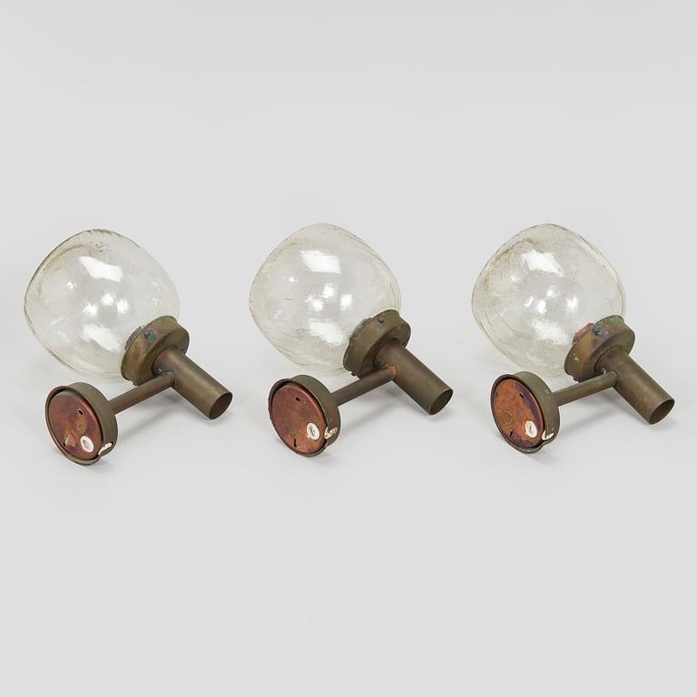 Lisa Johansson-Pape, A set of three 1970s outdoor wall lights '140-015' for Stockmann Orno.