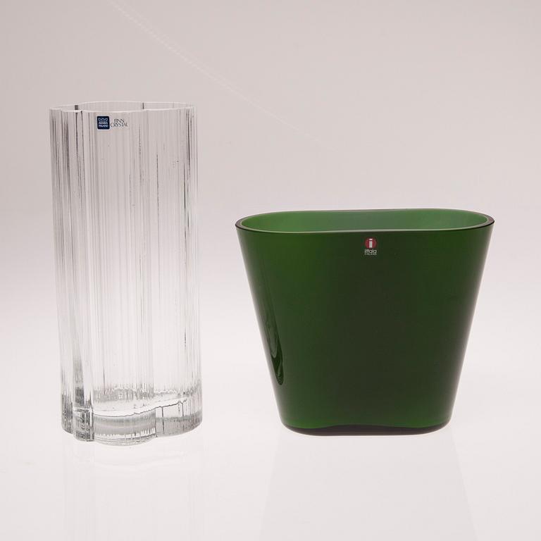 VAS, 2 st, glas, "Evergreen" Heikki Orvola samt "Cumulus" Markku Salo. Iittala och Arabia Finland.